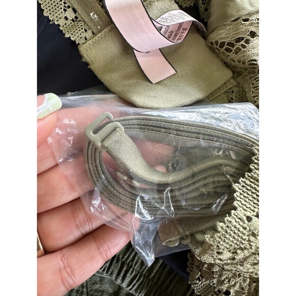 NWOT Victoria's Secret Olive Lace Convertable Bralette Strapless Wireless Bra M - Picture 6 of 8